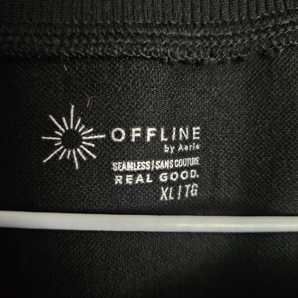 Offline by Aerie Black Sidewalk Seamless Cropped T-shirt Size XL - Picture 6 of 12